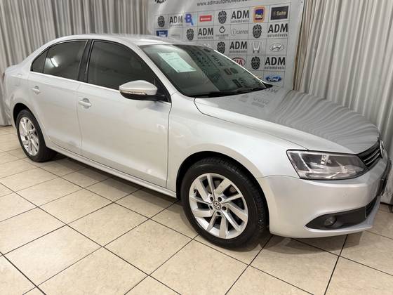 VOLKSWAGEN JETTA 2.0 TSI HIGHLINE 211CV GASOLINA 4P TIPTRONIC